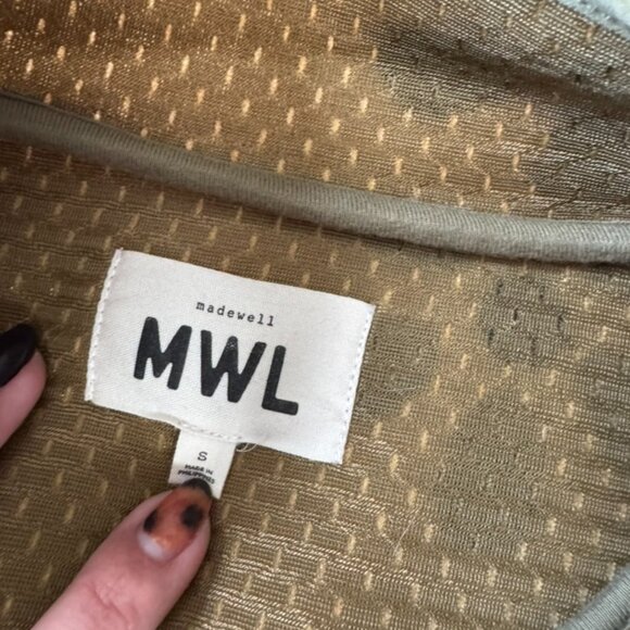 Madewell White and Olive Floral Vest - Picture 2 of 3